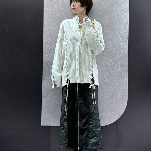 レースアップのカーディガンはゆ...