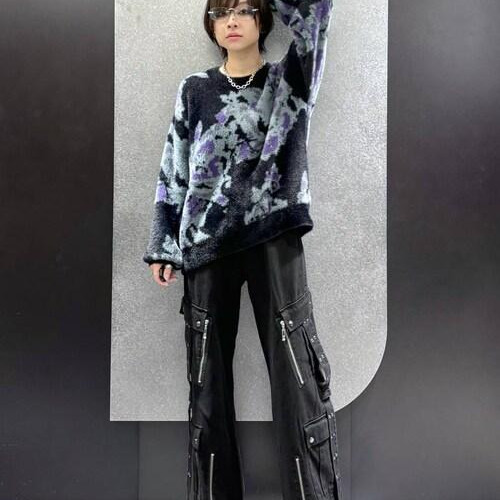 モードなカラーリングのシャギー...