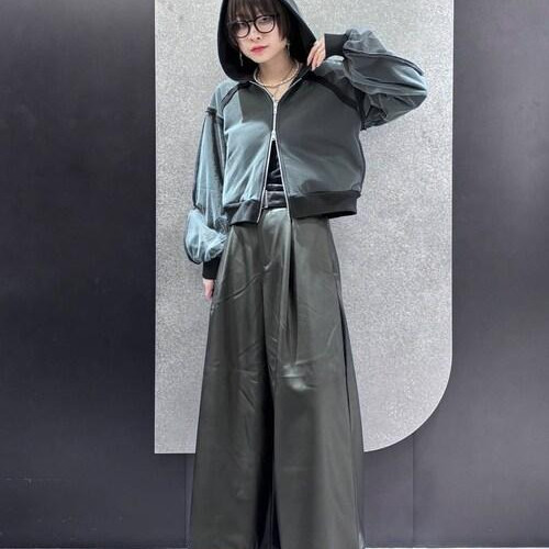 レディースのモードカジュアルコ...