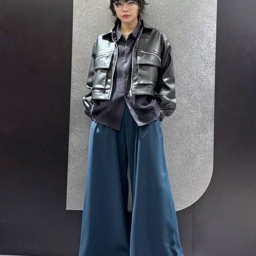 ショート丈アウター×シャツ×ワ...