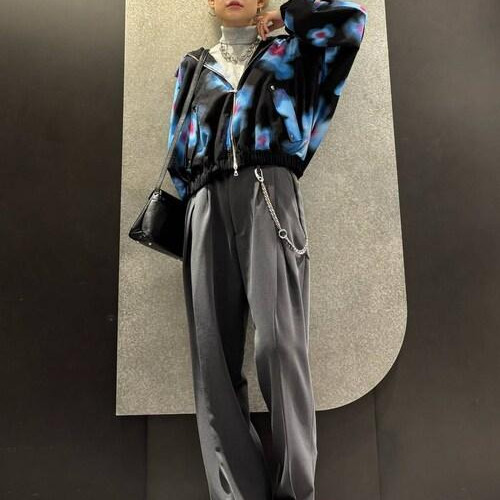 /166釐米,骨骼自然...