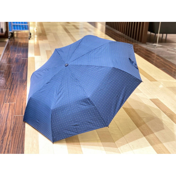 「超撥水」機能美の折り畳み傘