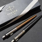 【PARKER】ギフトにもピッタリ！汎用性抜群のボールペン！