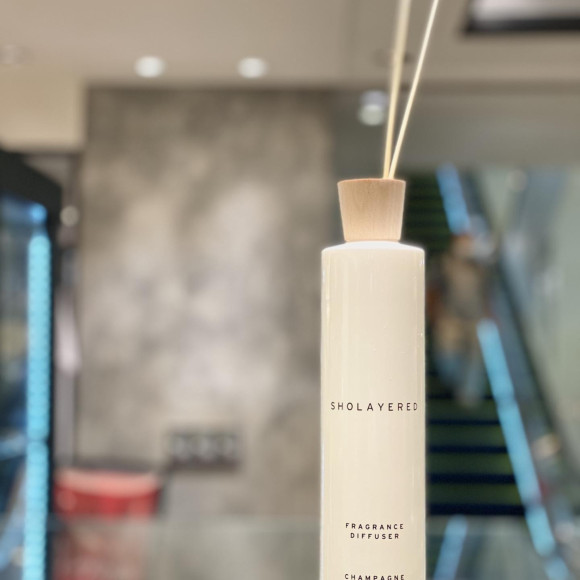 いい香りを長く楽しむ！LAYERED FRAGRANCE ディフューザー