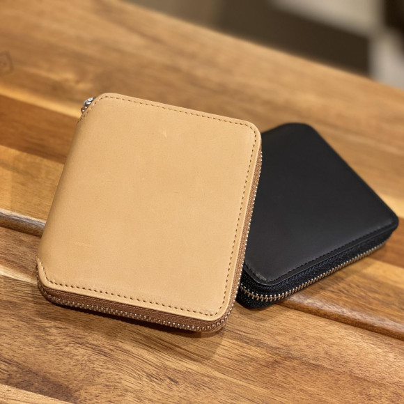 「SLOW」ジップ付コンパクト財布