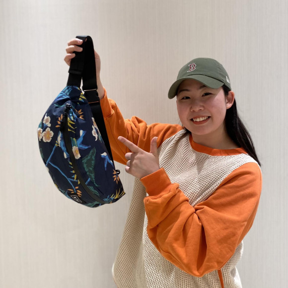 「kiu」荒吐で活躍間違いなしの便利でお洒落なバッグ！！「ARABAKI」