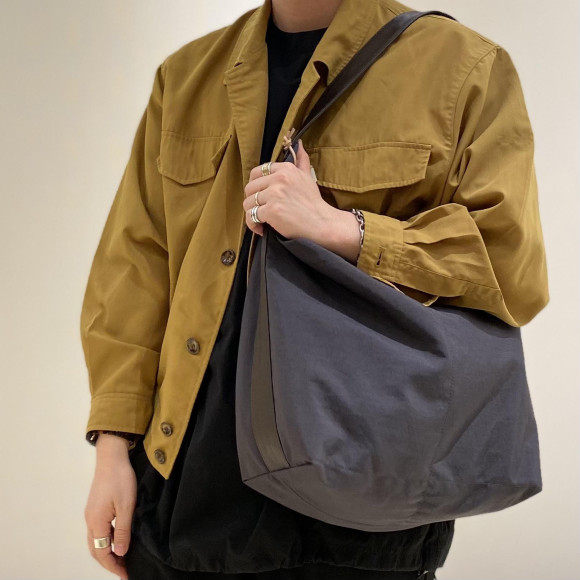 「SLOW」雰囲気抜群の3wayバッグ