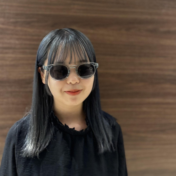 「IZIPIZI」クラシックなデザインがいいね