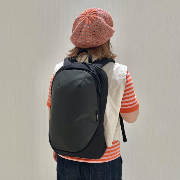 【Wexley】女性オススメ！ミディアムサイズのバックパック！