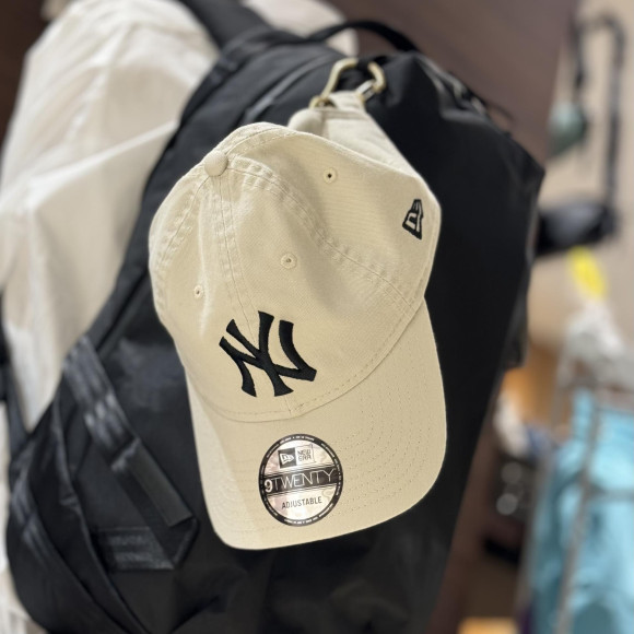 「NEWERA」「9TWENTY」夏コーデがよりお洒落になるCAP