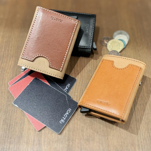 「CACTA」「ミニ財布」次世代型コンパクト財布