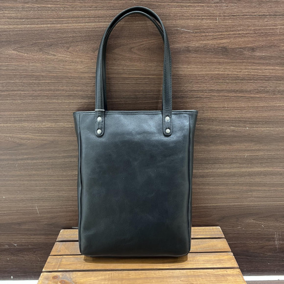 【DOCHE】スリムタイプのレザートート