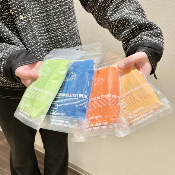 [ FRUIT OF THE LOOM/ Fruit of the Loom ] กางเกงหลากสีสันที่ใส่ และเป็นเลิศในเรื่องอารมณ์!