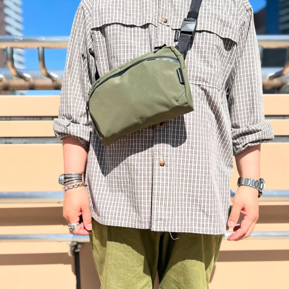 普段のおでかけの相棒に！多機能ボディバッグ！