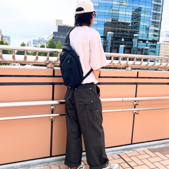 กระเป๋าสะพายที่เก๋ไก๋ และใช้งานได้หลากหลาย!