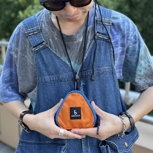 【UNDER THE SUN】大人から子供まで大活躍のポーチ