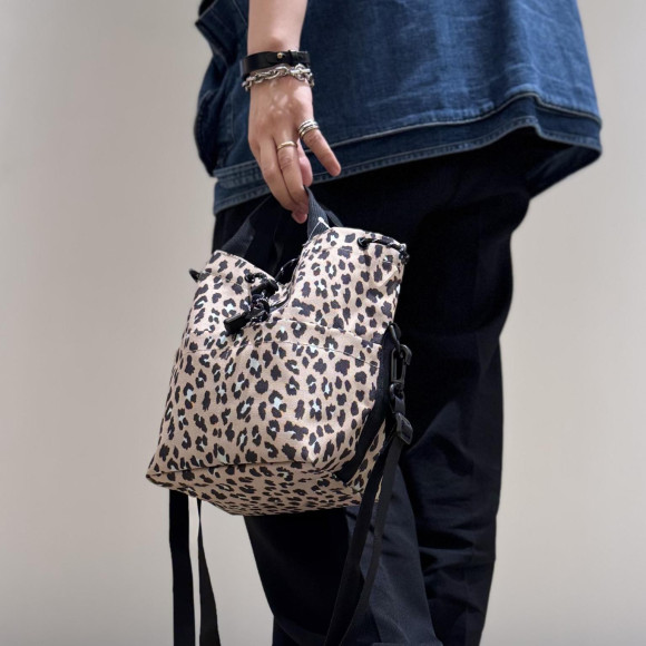 【kiu】포켓터블 미니 가방으로 외출을 즐겁게!