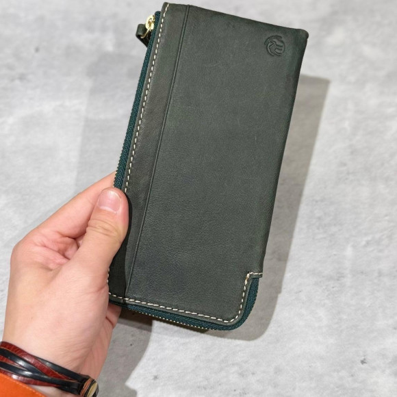 【NELD】 [COLLECTORS Bespoke] A slightly different long wallet specializing in Usmachi