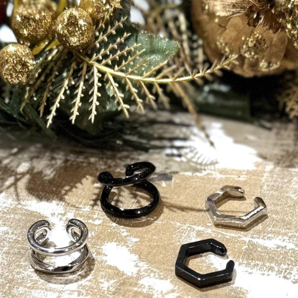 【steelgenic】イヤーカフでさりげないペア感を。