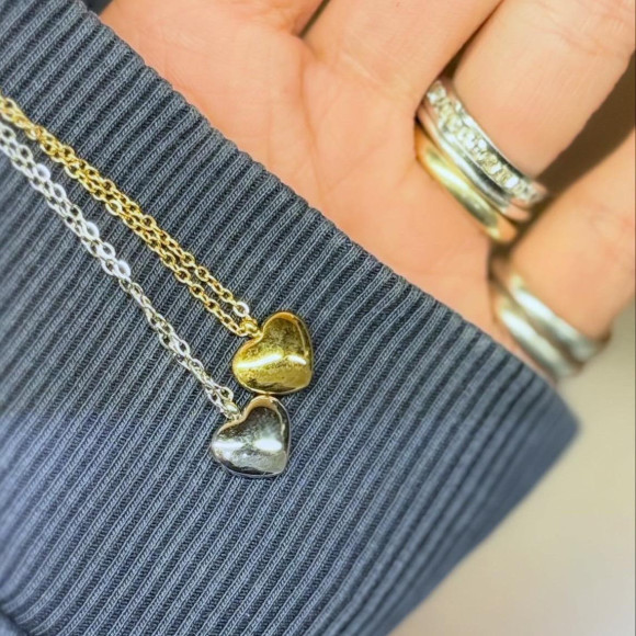 【ieLs】バレンタインにストレートなモチーフのアクセサリーを