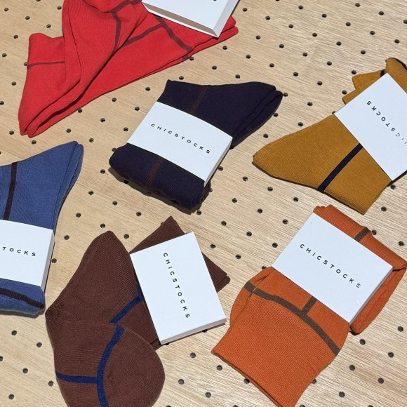 【CHICSTOCKS】どの色贈る？バレンタインに嬉しい上質ソックス！