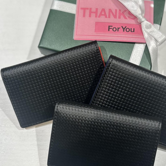 【Neuinteresse/ノイインテレッセ】新生活に向けて、名刺入れの新調はどうですか？