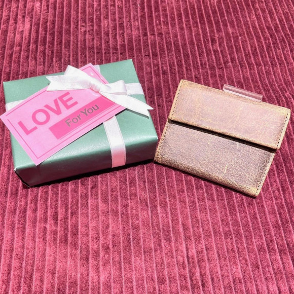 【SLOW/スロウ】唯一無二のワイルドな財布！ 特別感が魅力的