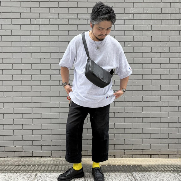 【DOCHE/ドーチェ】カチッとしすぎず使いやすいレザーショルダーバッグ！