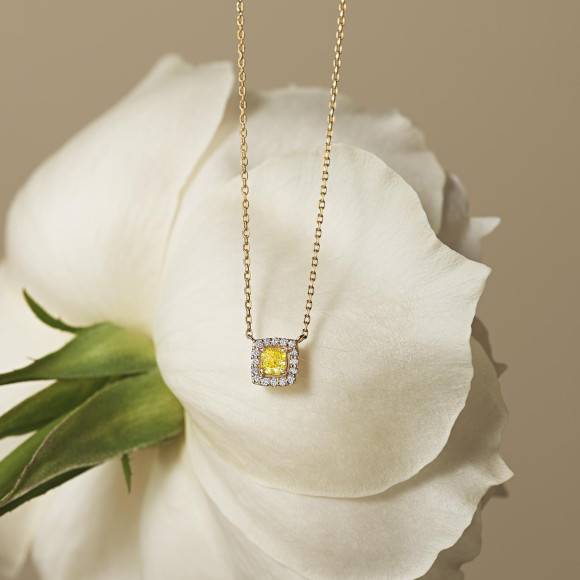 【ヴァンドーム青山】イエローダイヤモンドネックレス