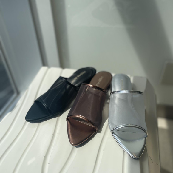 ローヒールサンダル♪