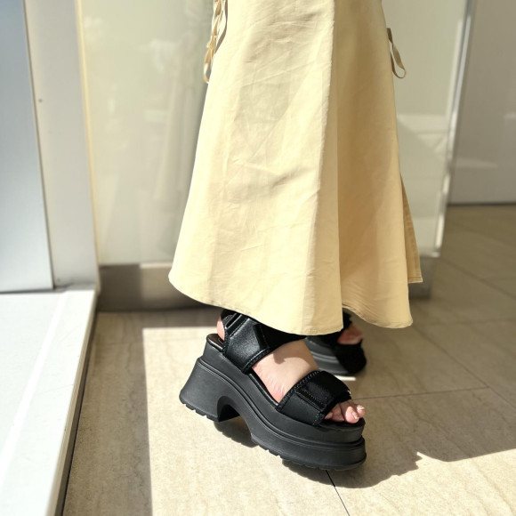 ベルクロストラップ厚底EVAサンダル