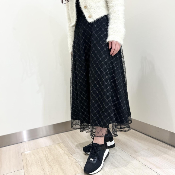 大人気！綺麗目なスニーカー！