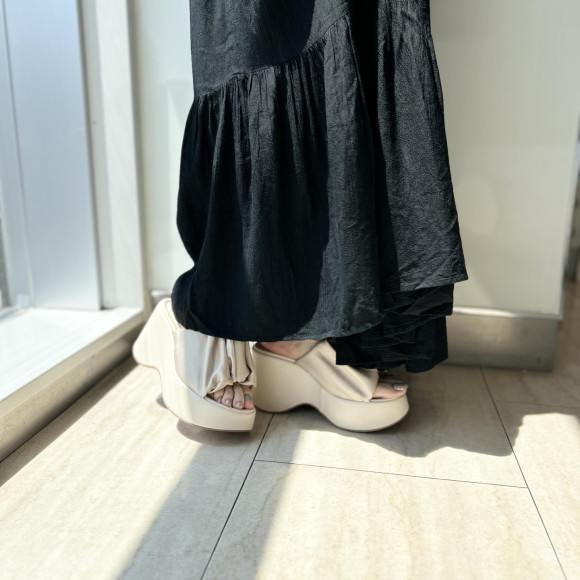 SALE！！サテンワイドカバーサンダル♪