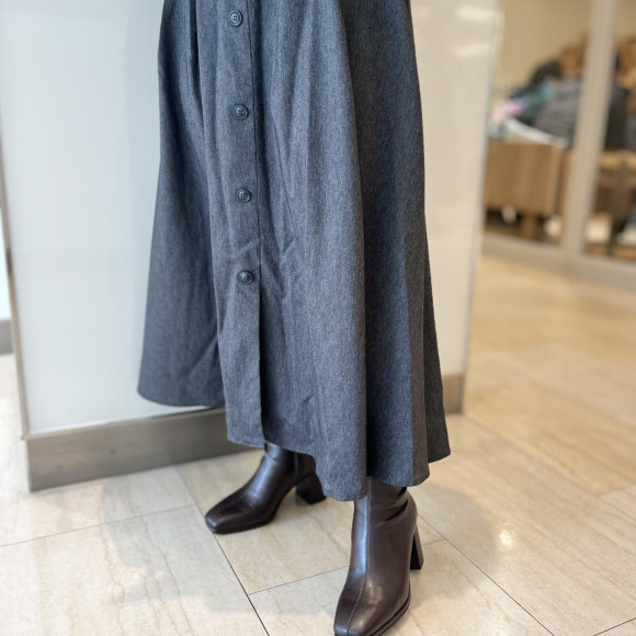 スクエアトゥセンターシームストレッチショートブーツ