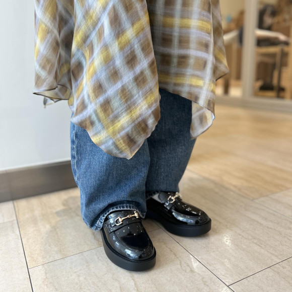 ゴールドビットベーシックローファー