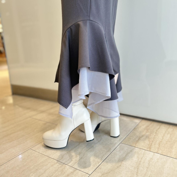 平台時髦的短靴