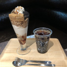 黒胡麻わらび餅パフェ