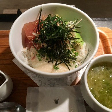 綺麗なアボカド入荷してます♪