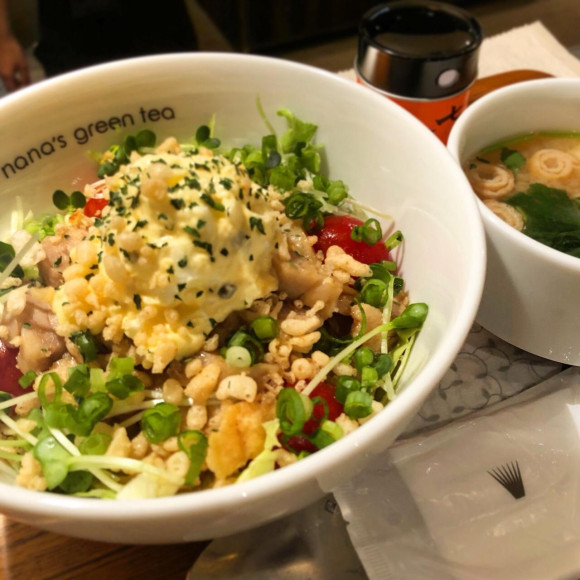 新メニュー鶏の甘辛タルタル丼♪