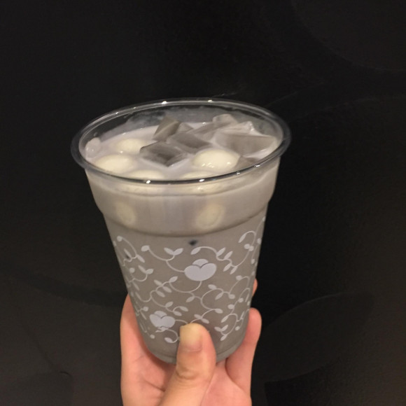 黒胡麻白玉ラテ