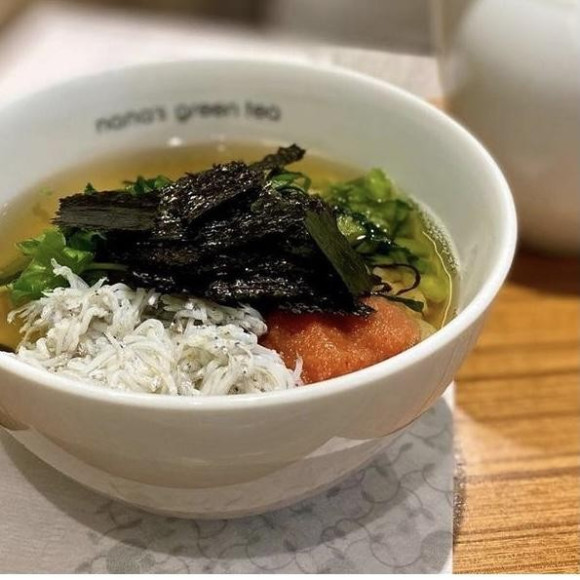 釜あげしらすと明太子の出汁茶漬け
