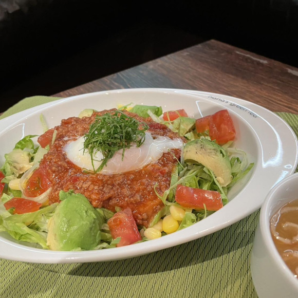 暑い日こそタコライス