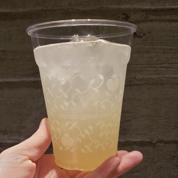 暑い日には炭酸でスッキリ！