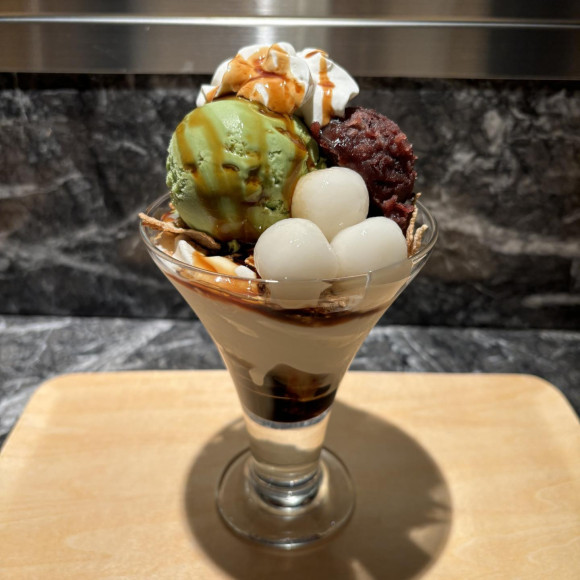 ถึงขนมหวานของ lunch set…