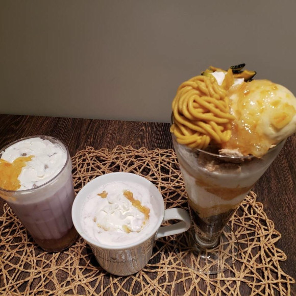 大人気！！シーズンスイーツ&ドリンク