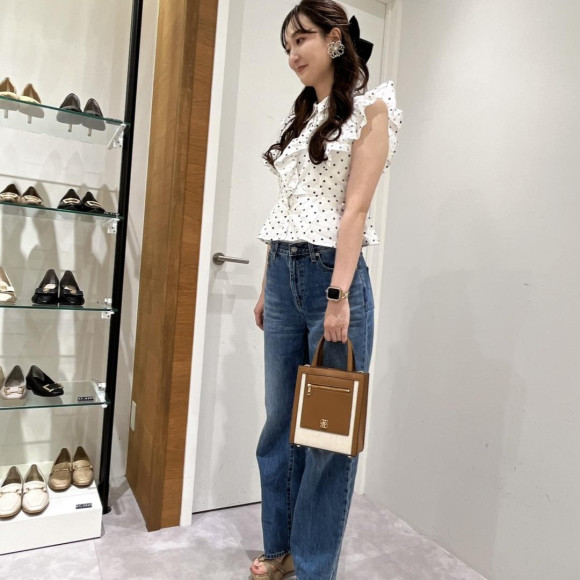 大人可愛く履けるウェッジサンダル♡