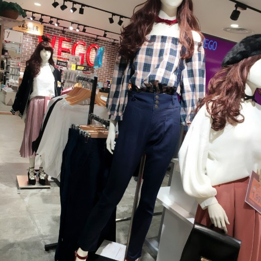 大人気！サス付テーパードパンツ