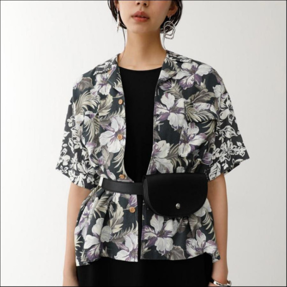 CRAZY PATTERN OPEN COLLAR