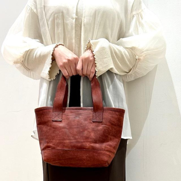 日常使いにもピッタリな、ミニトートバッグのご紹介！