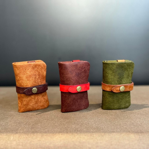 カードも収納できます！　機能性抜群なキーケースのご紹介!!